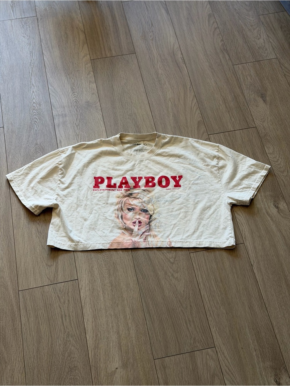 PLAYBOY Cream Cropped Tee with Red Logo and Illustration